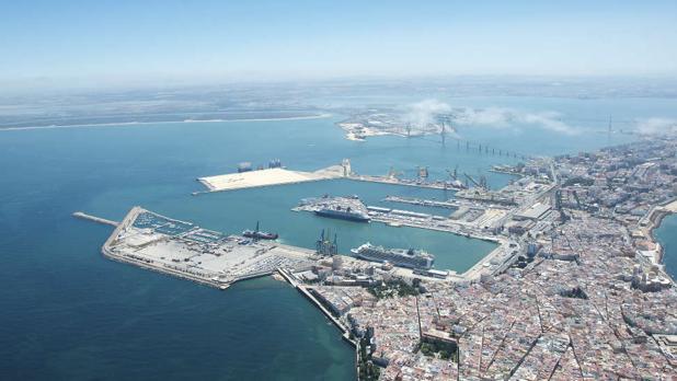 El puerto de Cádiz implanta un Sistema de Gestión Ambiental