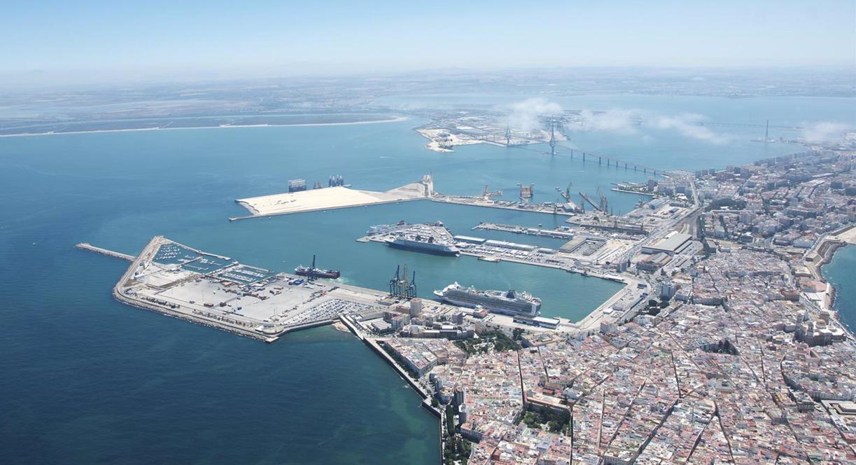 La Autoridad Portuaria de la Bahía de Cádiz invertirá más de 127 millones de euros hasta 2024