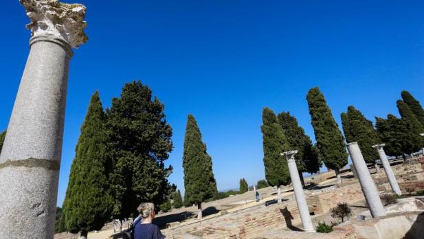 Itálica no será Patrimonio de la Humanidad hasta que se rehabilite el templo de Trajano
