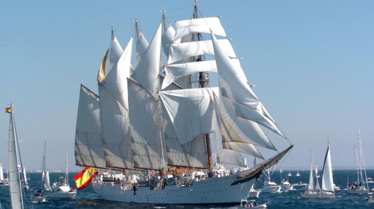 El buque escuela de la Armada ‘Juan Sebastián de Elcano’