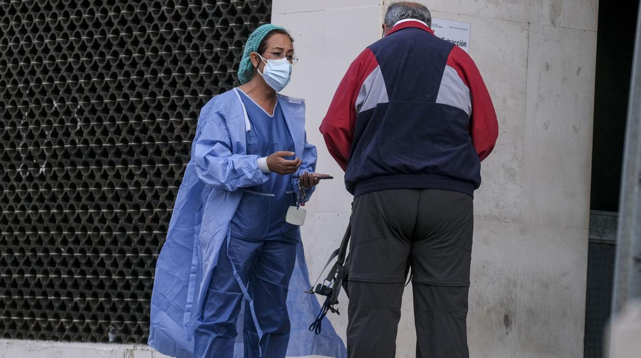 Coronavirus en Cádiz: El coronavirus sigue en descenso pero se lleva otras siete vidas