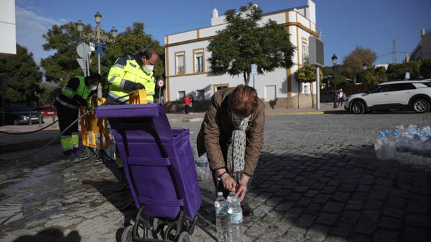 El agua de Écija y Marchena vuelve a ser apta para el consumo