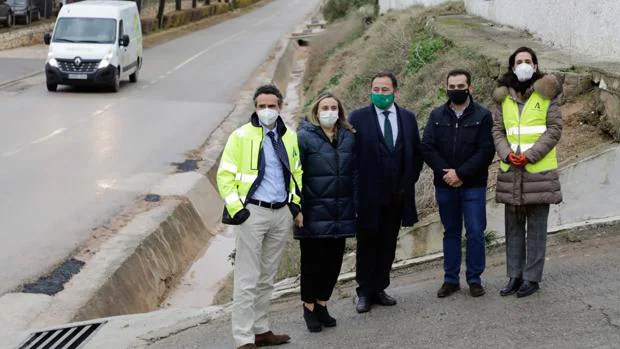 La Junta de Andalucía ha invertido este año 1,4 millones en las carreteras de la Sierra Sur de Sevilla