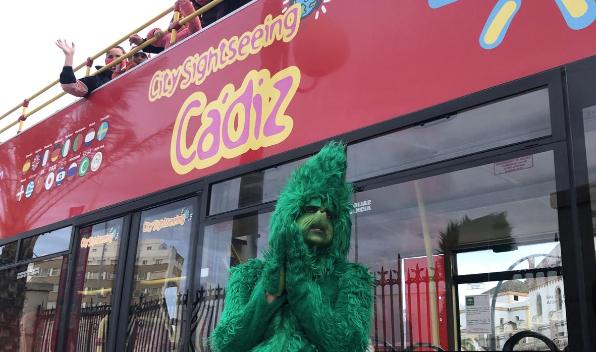 City Sightseeing VillaQuién llega a Cádiz para salvar la Navidad