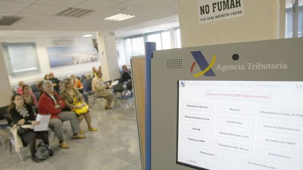 Hacienda frena en Cádiz la devolución de 9 millones del IRPF con errores y anomalías