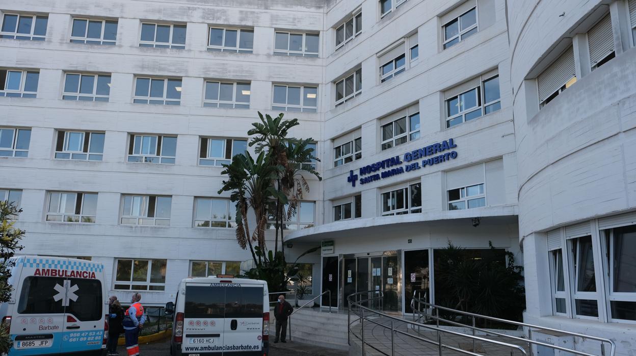 Hospital de El Puerto en el que han fallecido dos personas por Covid-19 en las últimas 48 horas