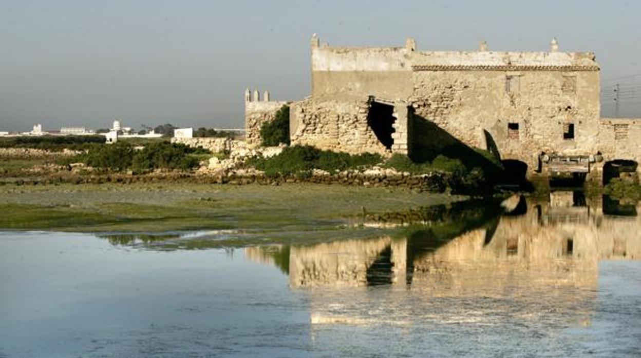 El término municipal de Cádiz llega hasta el molino de Río Arillo.