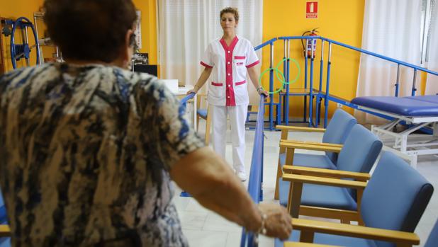 Hasta 21 ancianos vacunados con la primera dosis dan positivo en coronavirus en un geriátrico de El Ronquillo