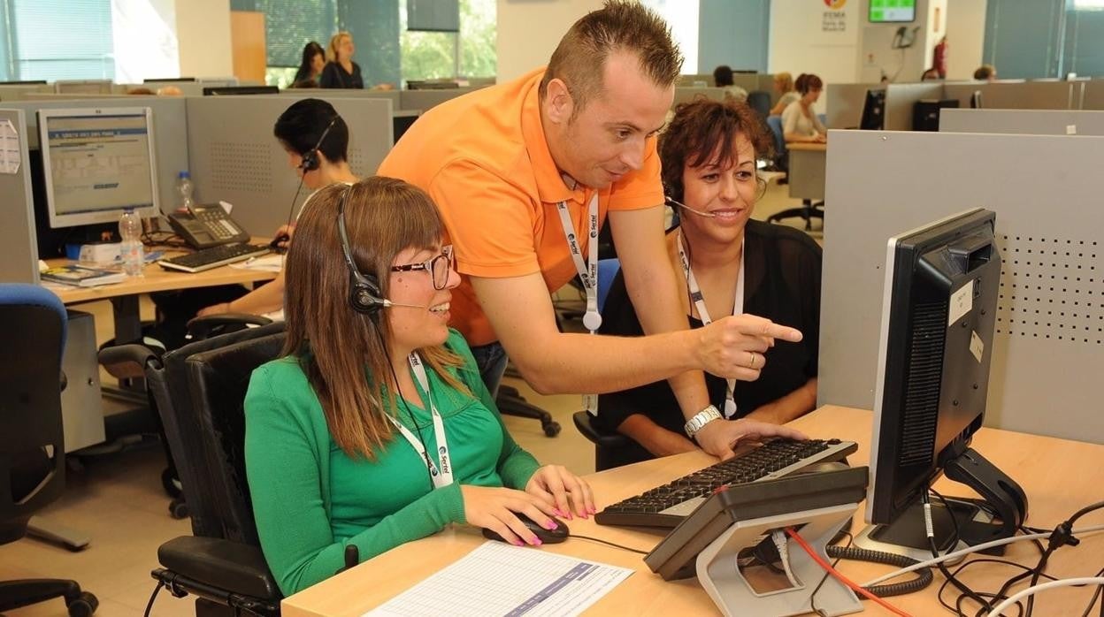 La Fundación ONCE imparte en Jerez un curso de competencias digitales