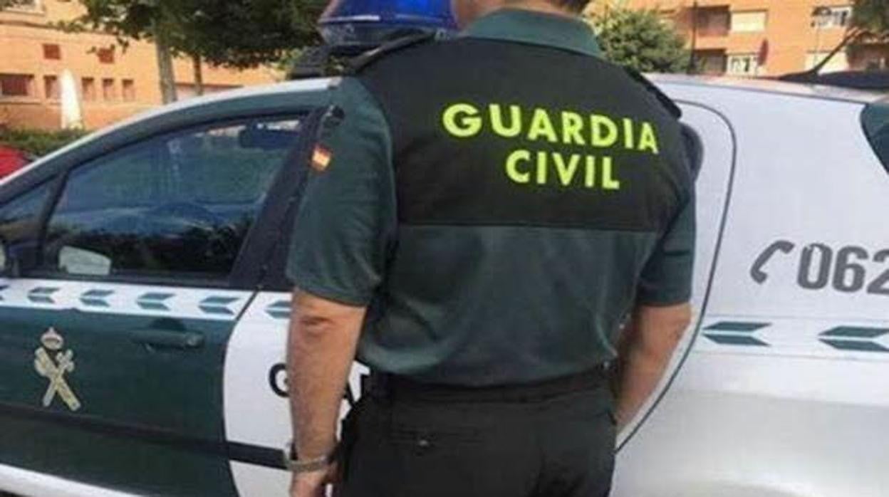 Los agentes de la Agrupación de Tráfico de la Guardia Civil harán los controles esta semana.