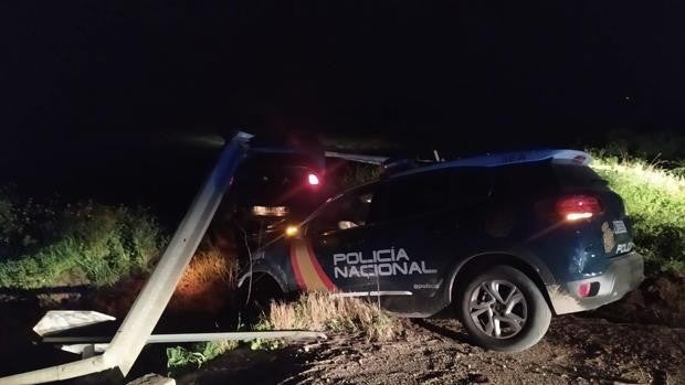 Hospitalizados dos policías tras un accidente en una persecución a gran velocidad en Écija