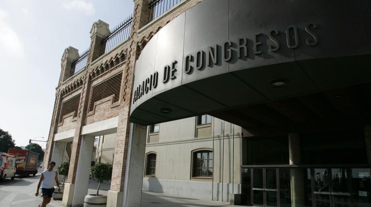 El Palacio de Congresos, centro de vacunación masiva contra el Covid en Cádiz