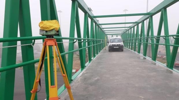 El alcalde de Mairena agradece a la Junta la instalación de la pasarela e invita a Moreno a su inauguración