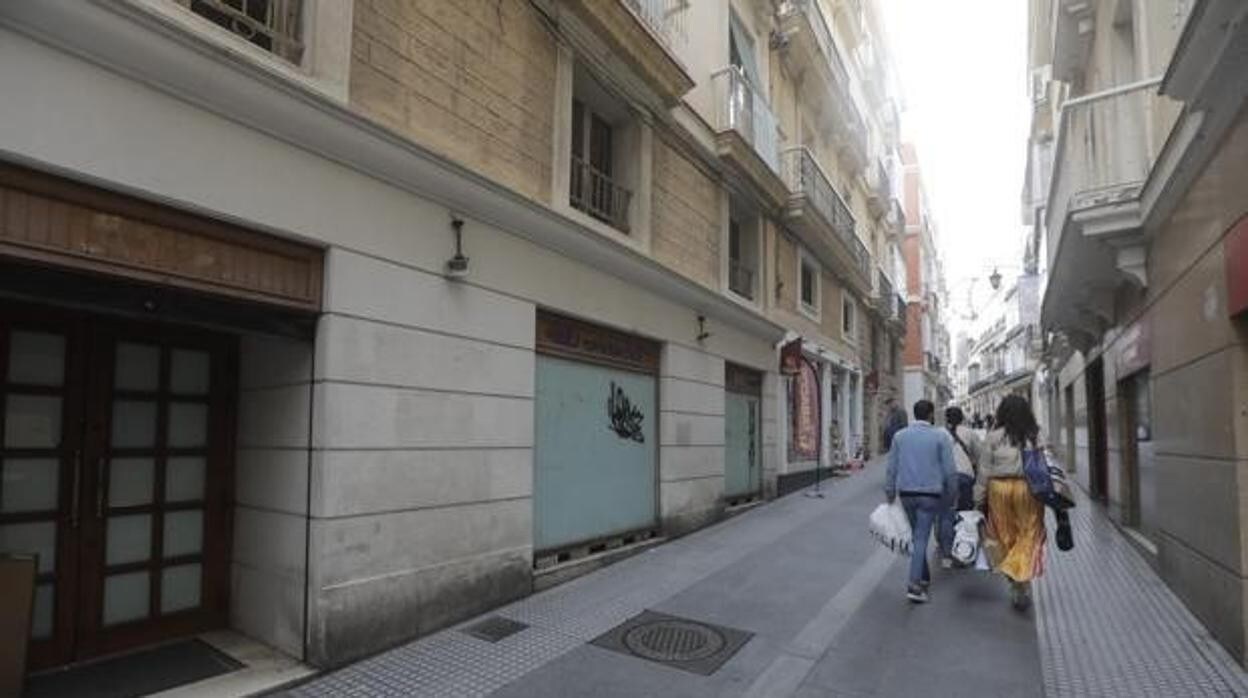«Sólo 63 de los 507 pequeños negocios solicitantes van a recibir las ayudas del Ayuntamiento de Cádiz»