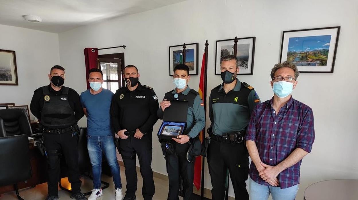 Despedida homenaje a un guardia civil en Puerto Serrano