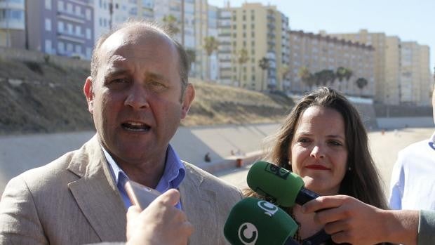 El PP anuncia la ruptura de cualquier relación con Adelante Cádiz y Kichi en materia de igualdad y defensa de la Mujer