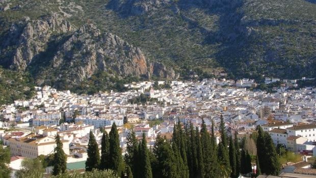 Ubrique pide cerrar el pueblo durante toda la Semana Santa