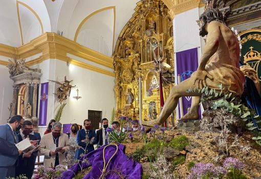 Chiclana acompaña a sus Titulares durante la celebración del Lunes Santo