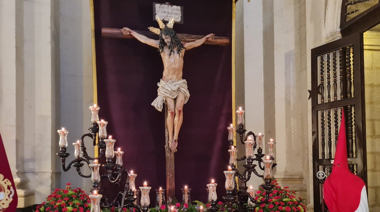 Santísimo Cristo del Perdón en la Iglesia Mayor de Chiclana