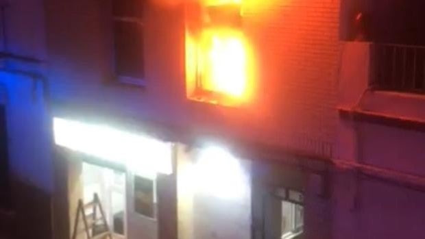 Impactante incendio de una vivienda en Bollullos de la Mitación