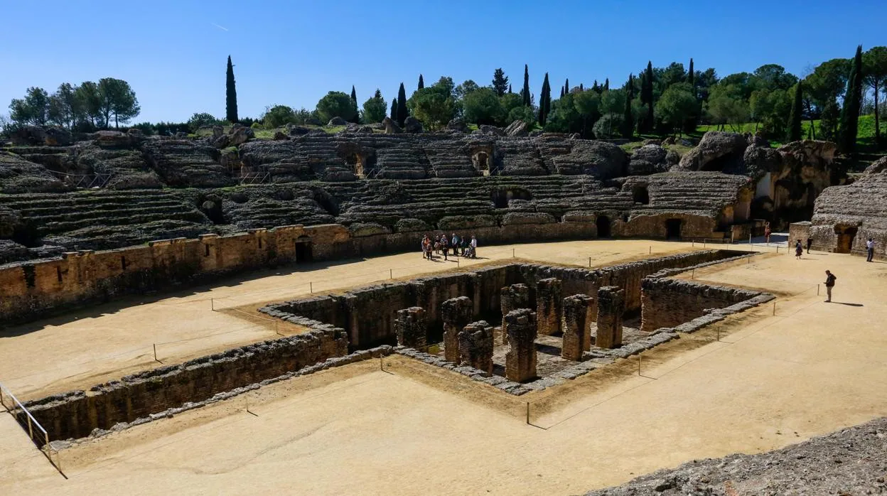 Anfiteatro del conjunto romarno de Itálica