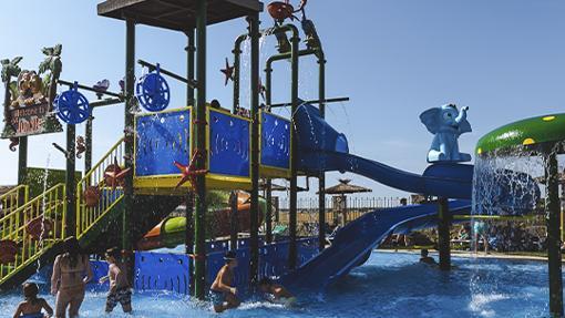 Piscina para niños en el camping.