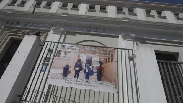 Las AMPAS de los colegios concertados de Cádiz denuncian el «ataque sin medida basado en un ideario político»