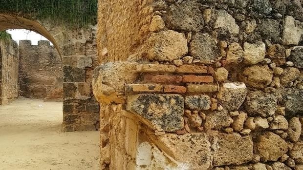 Patrimonio da luz verde a los trabajos arqueológicos en la Torre Mocha del Castillo de Alcalá