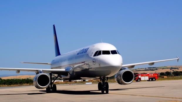 Aeropuerto de Jerez recibe de Múnich el primer vuelo de Lufthansa del verano