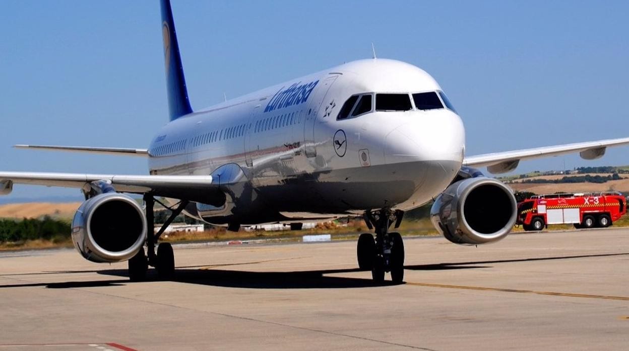 Aeropuerto de Jerez recibe de Múnich el primer vuelo de Lufthansa del verano