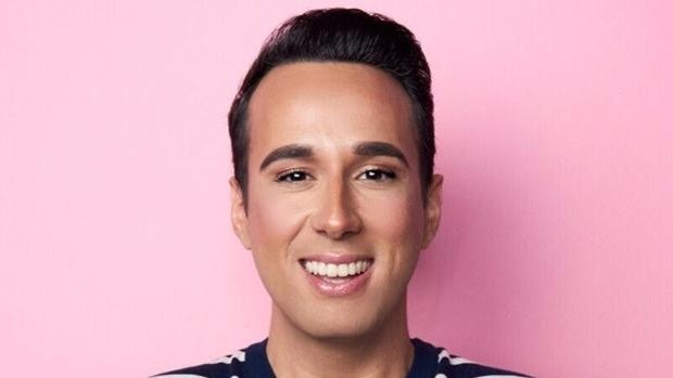 Álvaro Kruse, el 'influencer' gaditano de maquillaje con presencia en la lista Forbes a sus 25 años