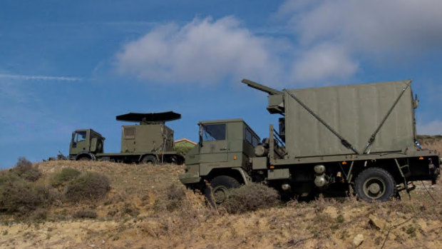 Militares gaditanos despliegan en la costa de Alicante