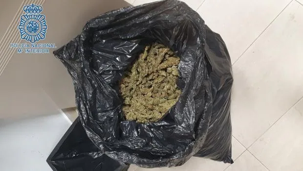 Detenidas seis personas por transportar cuatro kilos de marihuana en El Viso del Alcor