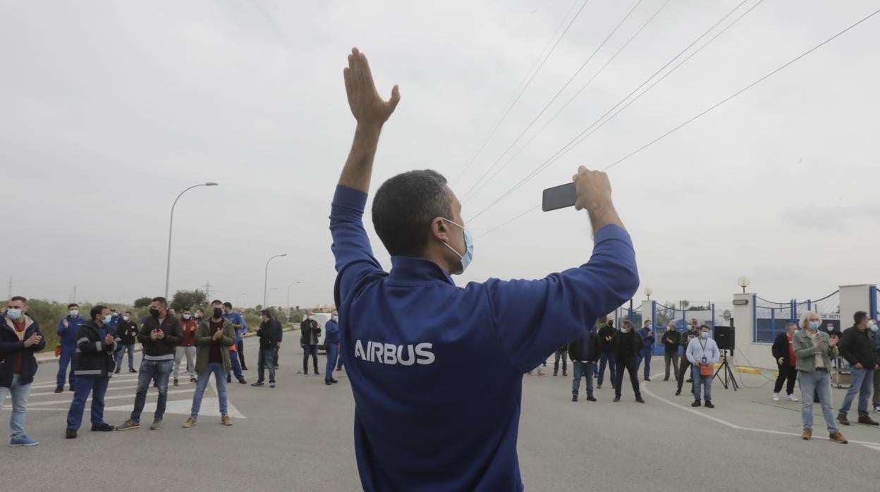 Una de las manifestaciones de la plantilla de Airbus Puerto Real