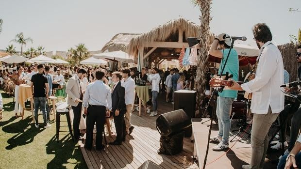 En Cádiz se podrá bailar al salir de fiesta, pero con estas condiciones