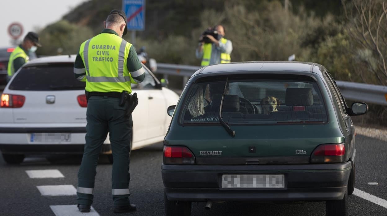 Control de la Guardia Civil en la autovía A-66