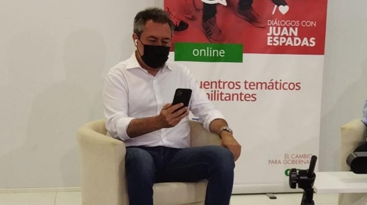 Juan Espadas junto a Antonio Núñez en San Fernando durante la webinar con el sector Sanitario1