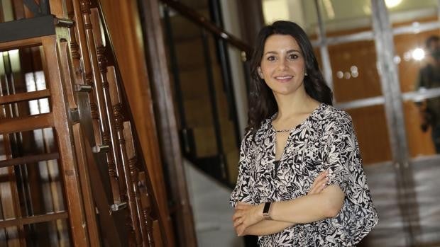 Inés Arrimadas: «Nos ha costado 40 años llegar aquí como para tirarlo todo por la borda»