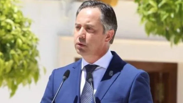 El alcalde del Partido Popular de La Roda de Andalucía cederá el 15 de junio el bastón de mando a Adelante