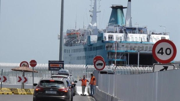 Miles de empleos directos, al traste por la cancelación marroquí de la OPE