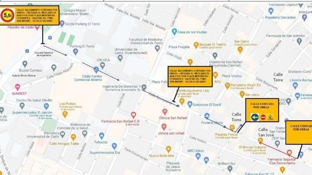 Un tramo de calle Sacramento se cortará al tráfico a partir del lunes y cambia el acceso al Mercado de Cádiz