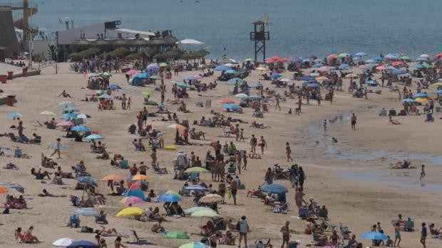 El aforo de las playas de Cádiz será casi el doble con respecto al verano de 2020