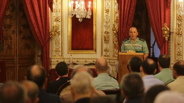 El coronel Jesús Nuñez, galardonado con el premio más reconocido del Ministerio de Defensa