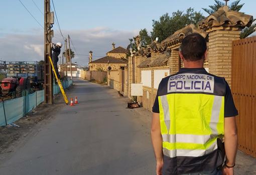 Macrooperación de la Policía Nacional en Sanlúcar contra el tráfico de marihuana