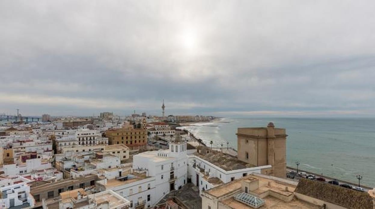 Cielos nubosos y lluvia en Cádiz este jueves 17 de junio