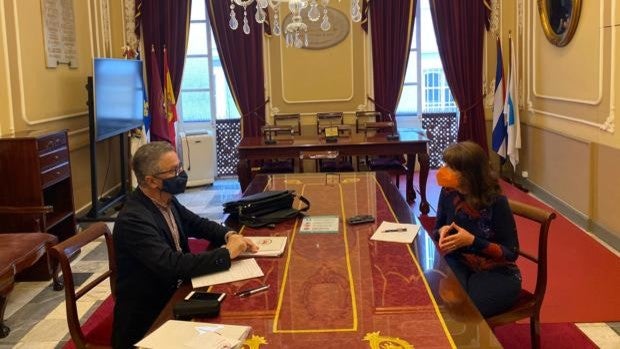 Ciudadanos se reúne con los vigilantes de seguridad