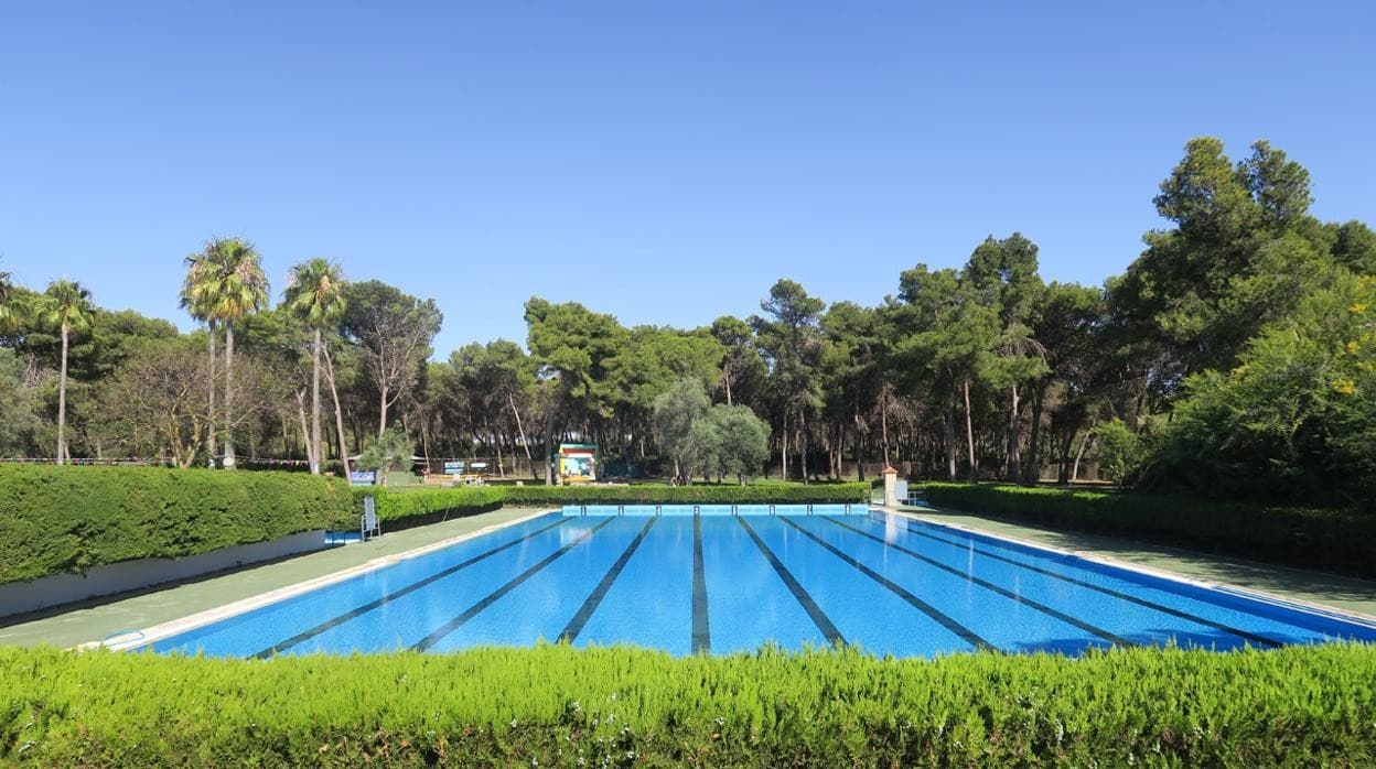 ¿Y si hace viento de levante? Estas son las mejores piscinas públicas para darse un chapuzón en la provincia de Cádiz