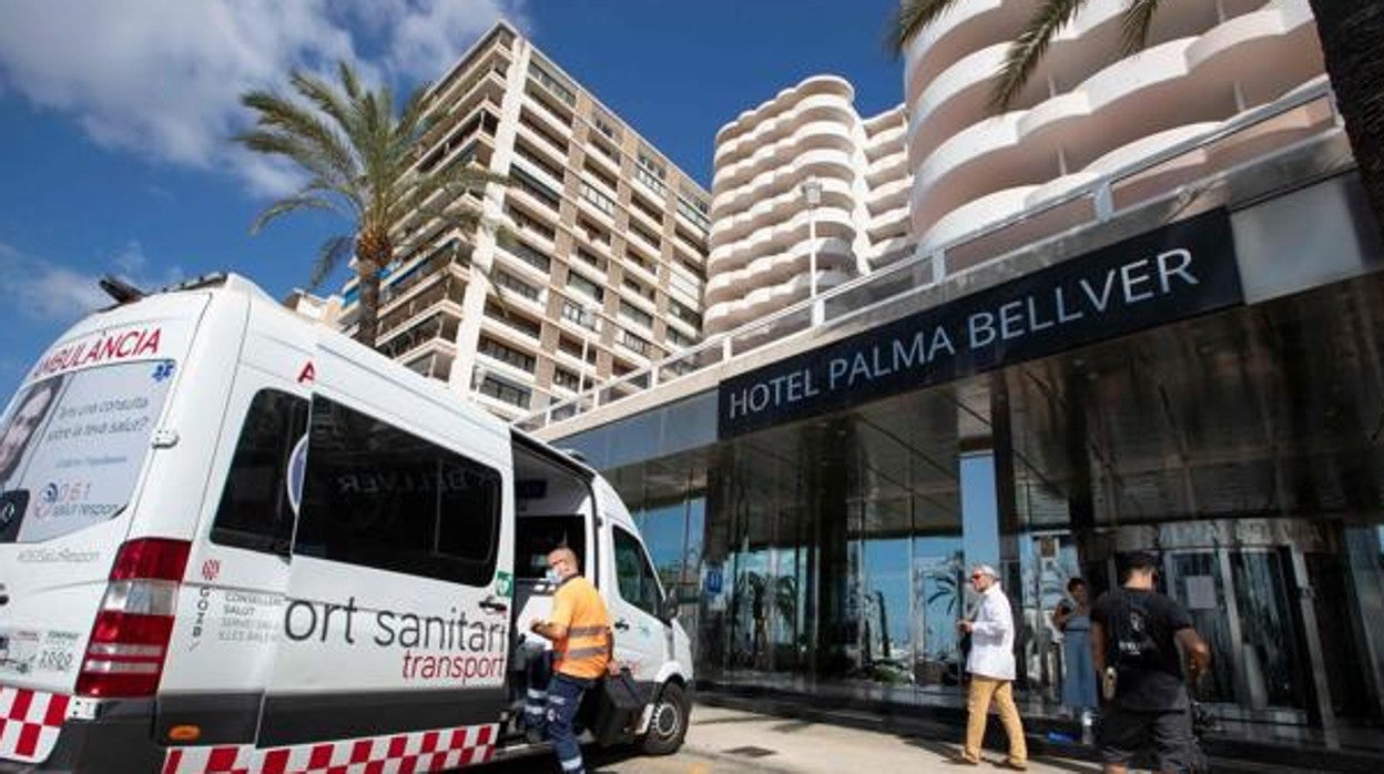 249 alumnos de toda España guardan cuarentena en el hotel Covid Palma Bellver