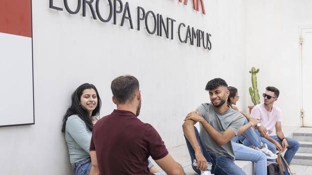 Universidad de Gibraltar: la excelencia británica al lado de casa