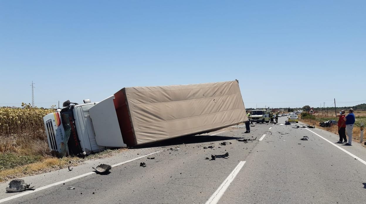 El siniestro se ha producido en la carretera de Sanlúcar.